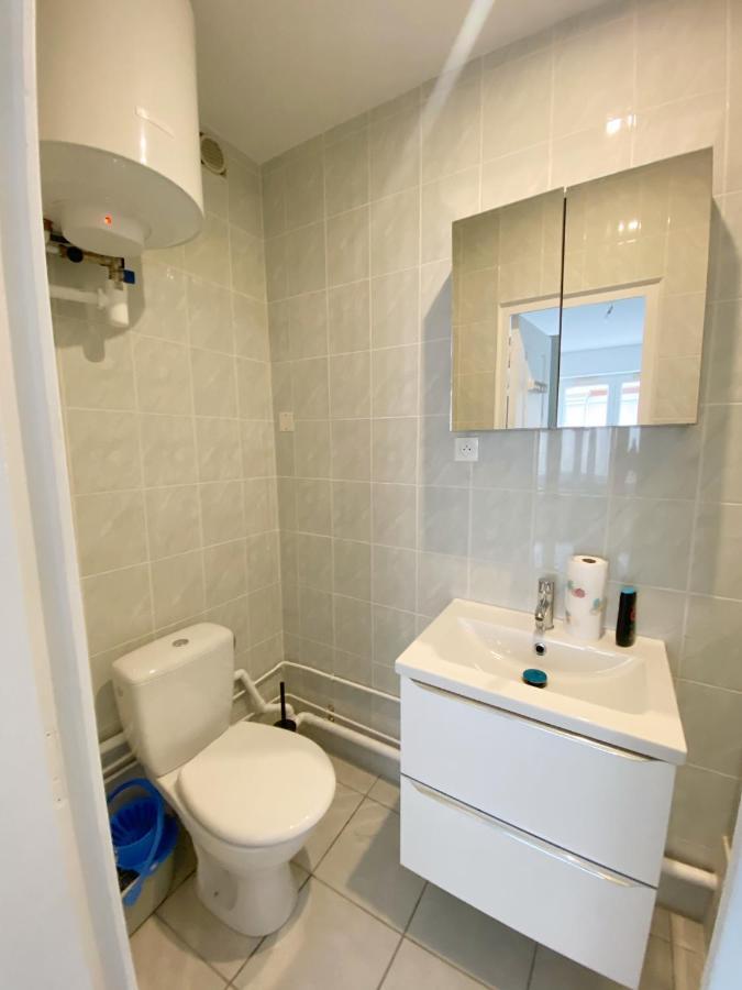 023 Chic & Cosy F1 23M2 Hypercentre Wifi Smart Tv Netflix Apartment Saint-Etienne  Luaran gambar